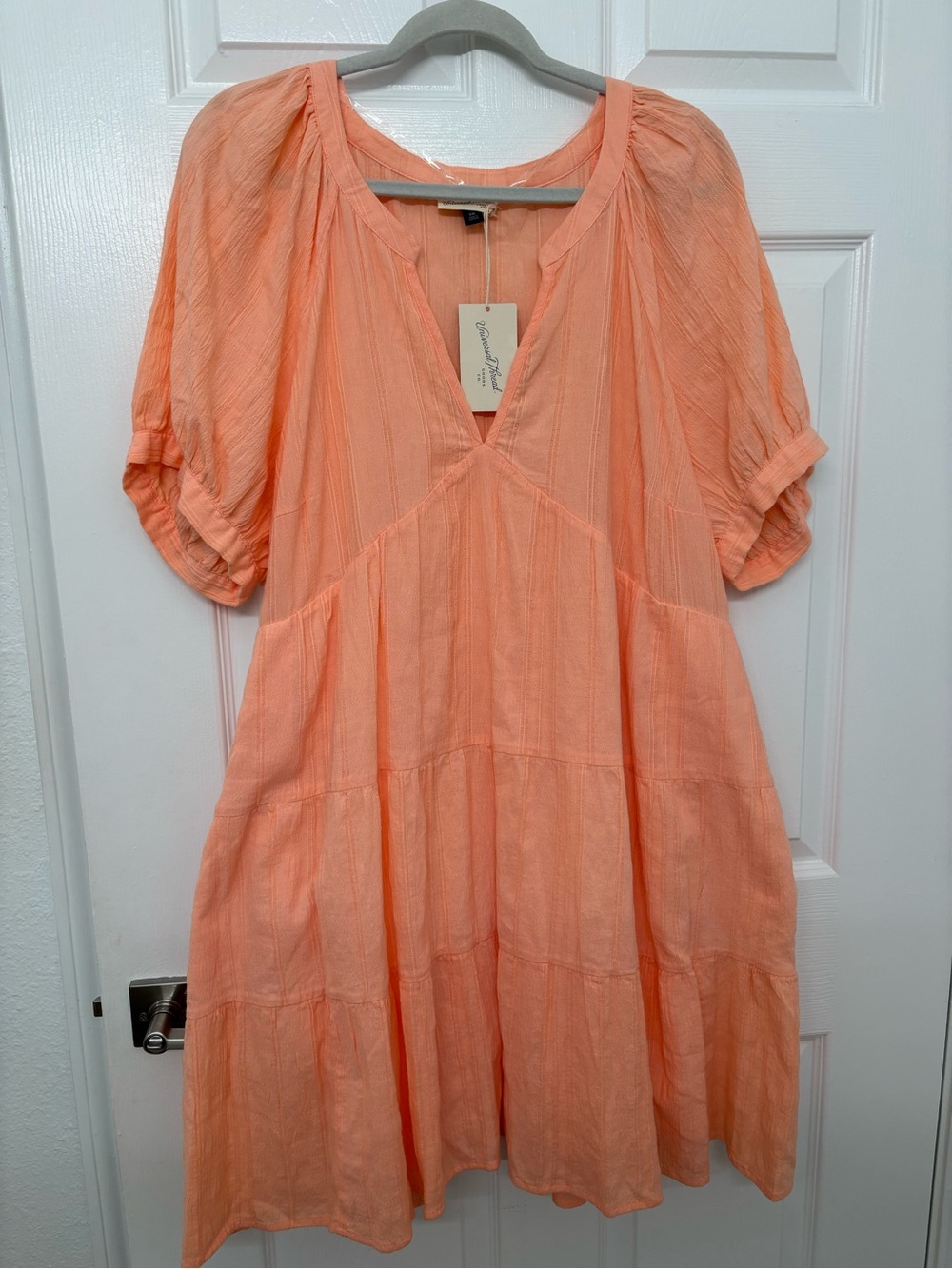 Universal Thread Peach V-Neck Tiered Tunic XXL
